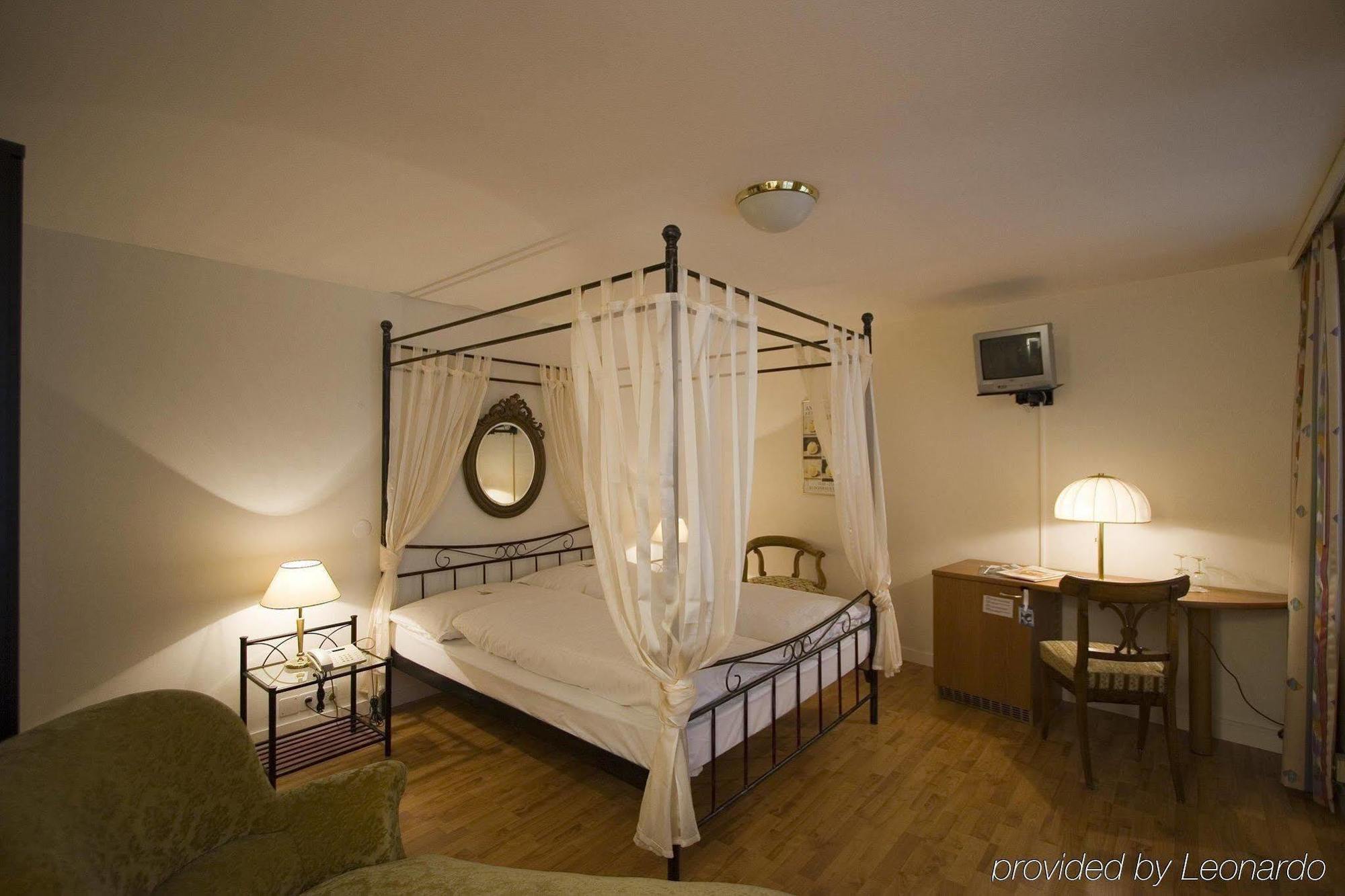 Hotel Roter Turm ゾロトゥルン エクステリア 写真